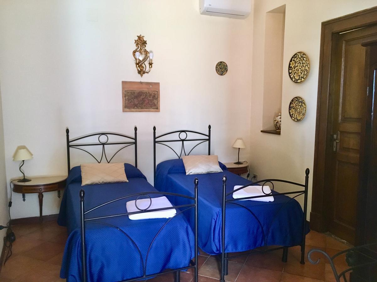 B&B Villa Vittoria Джардини-Наксос Экстерьер фото