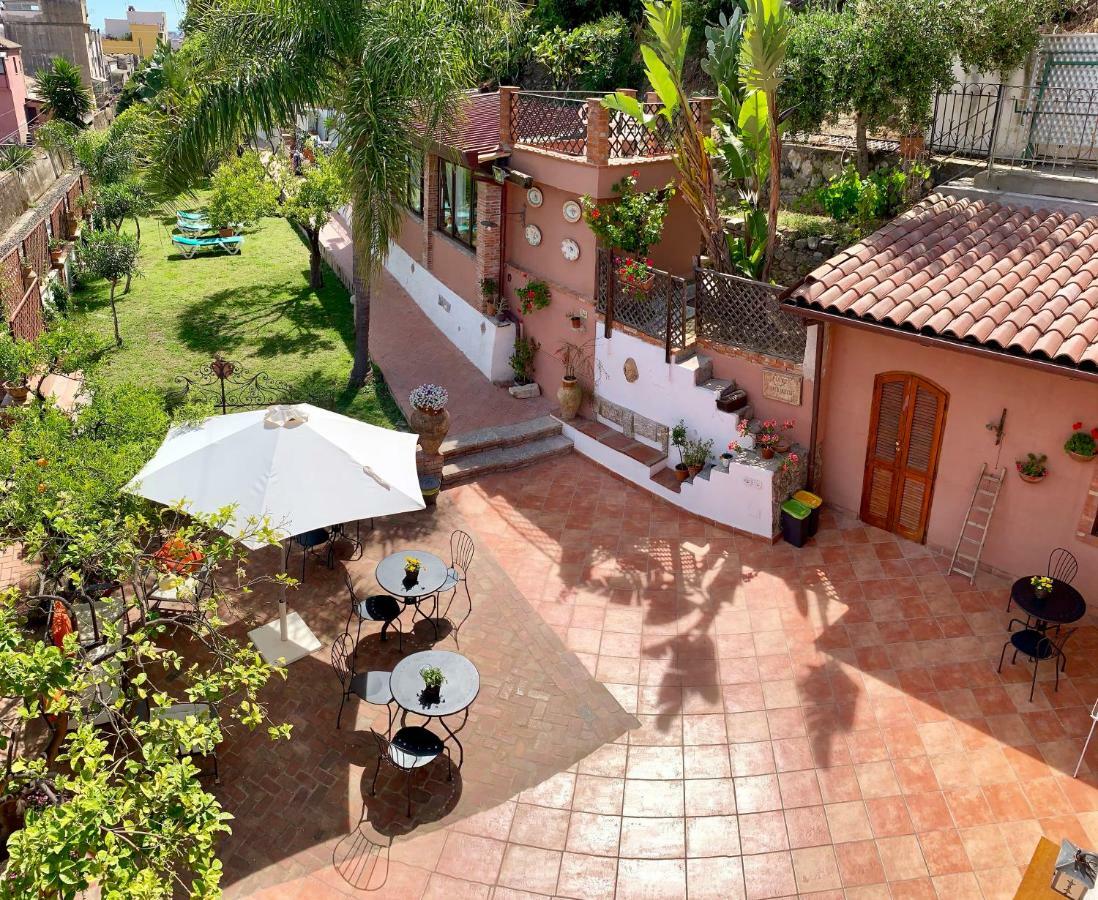 B&B Villa Vittoria Джардини-Наксос Экстерьер фото